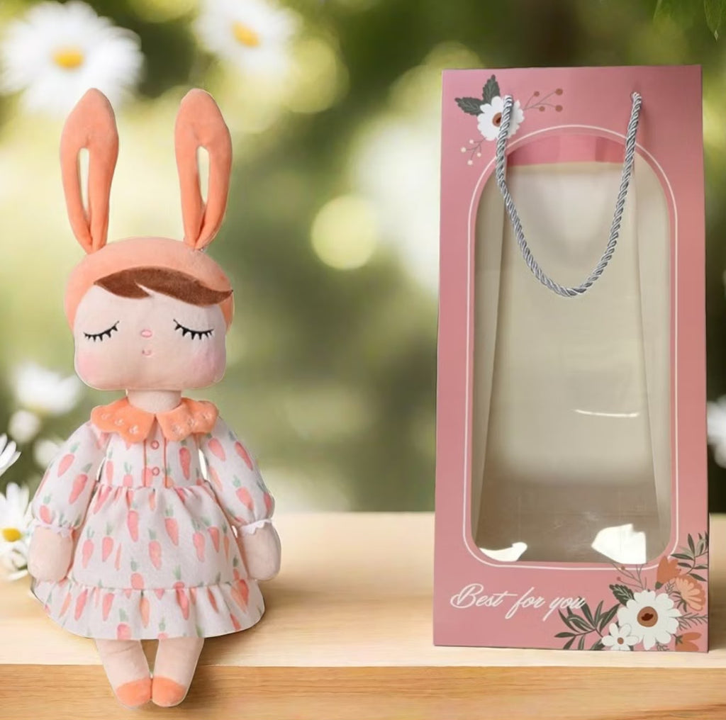 Boneca Metoo Angela Coelha Cenoura 33cm